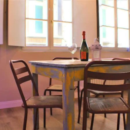 La Conchiglia Apartment Лука Екстериор снимка