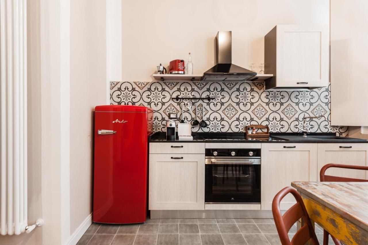 La Conchiglia Apartment Лука Екстериор снимка
