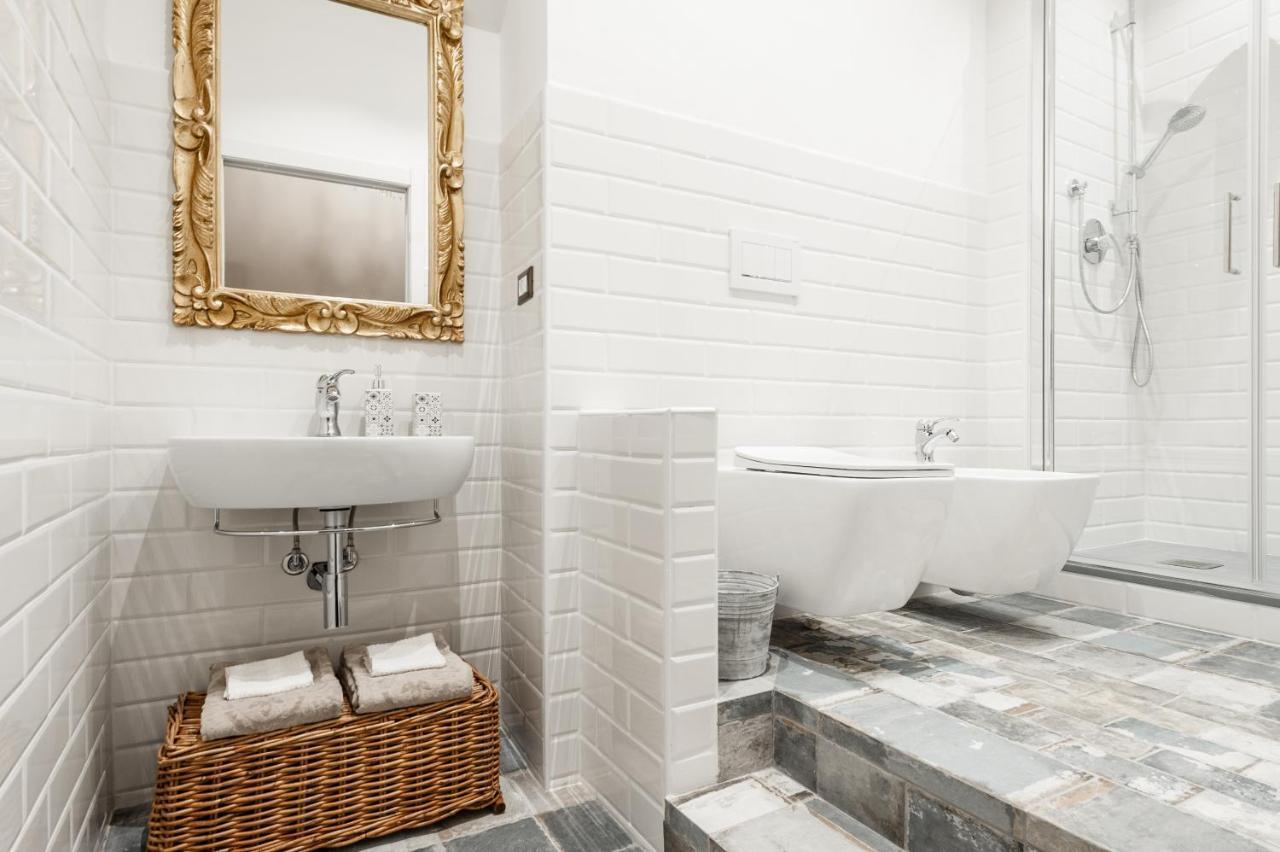 La Conchiglia Apartment Лука Екстериор снимка